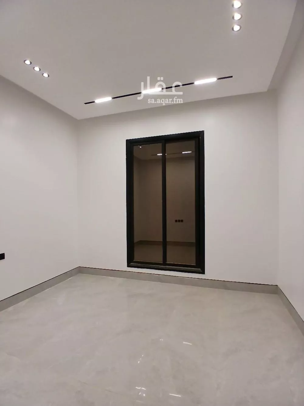 دور 4 غرف في الرمال 10