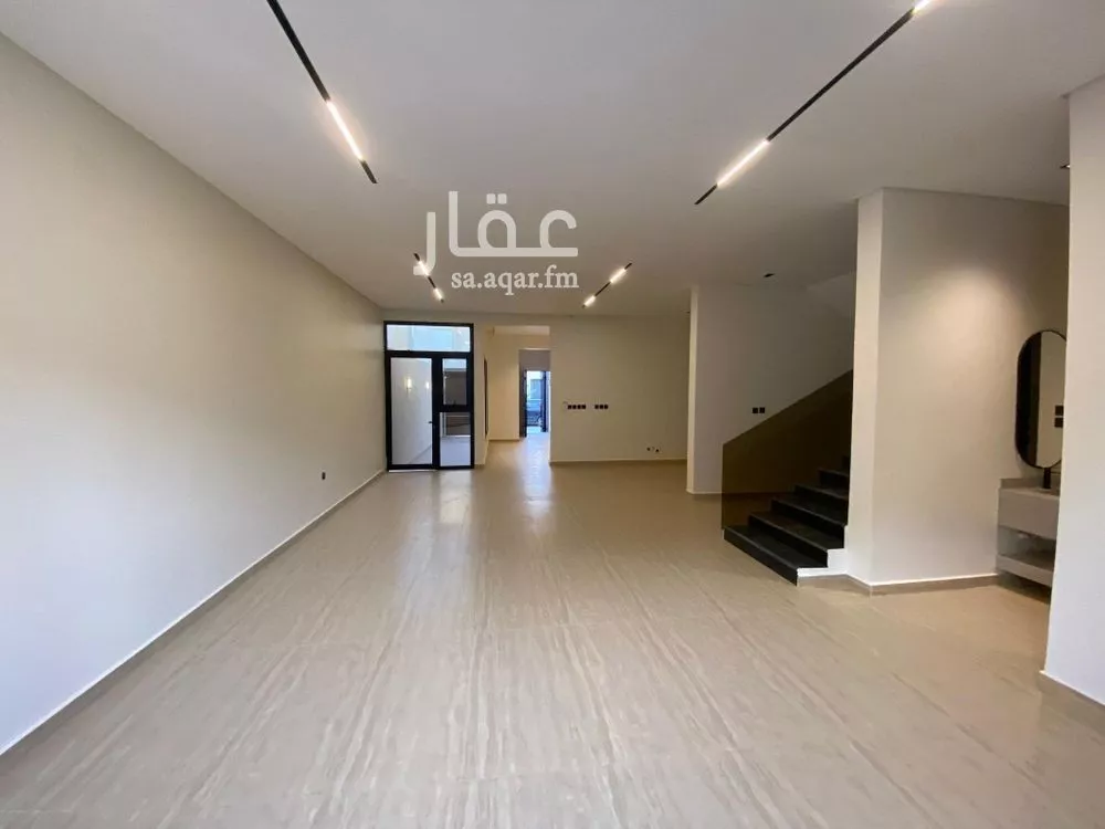 4 bedroom floor in As Suwaidi Al Gharabi 8
