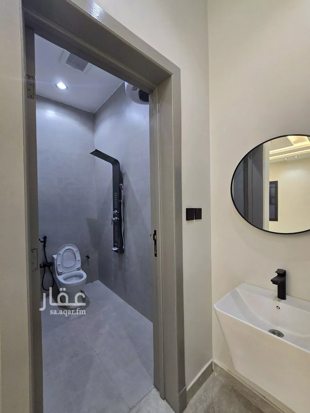 3 bedroom floor in Okaz 15