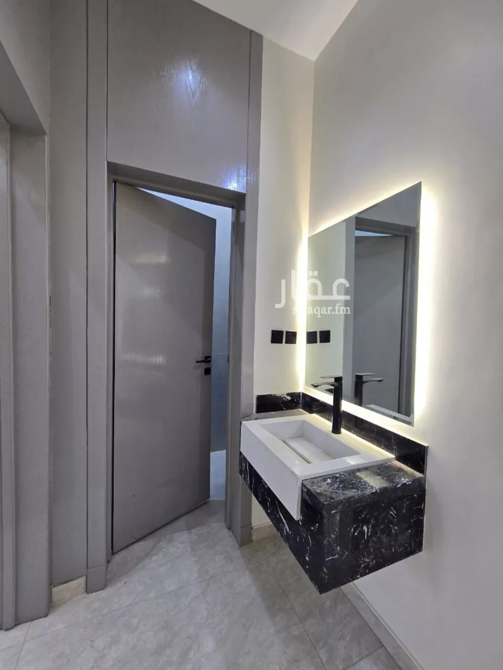 3 bedroom floor in Okaz 10