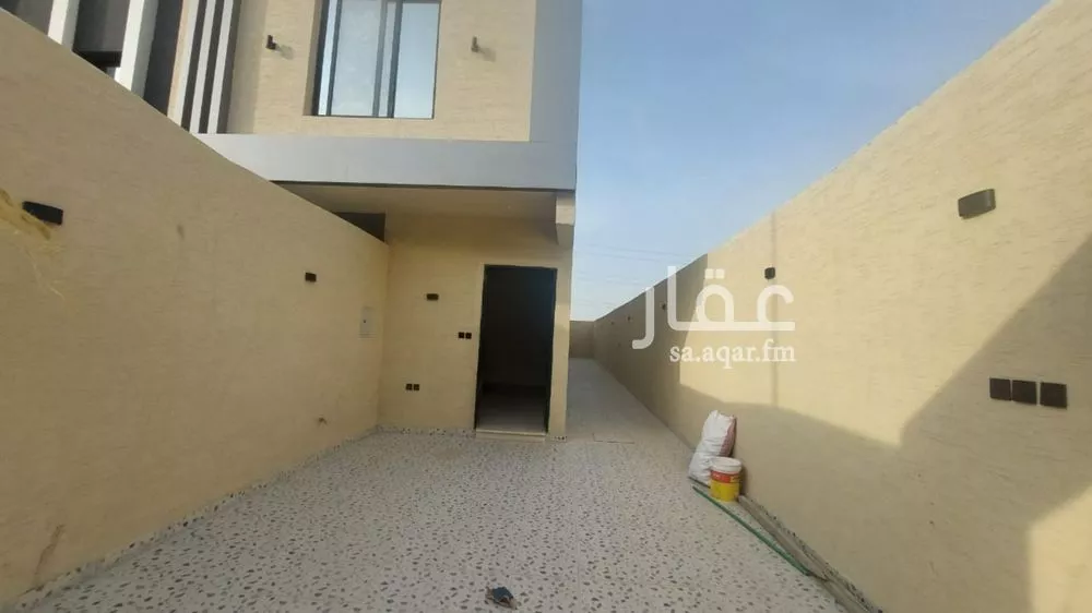 دور 3 غرف في عكاظ 16