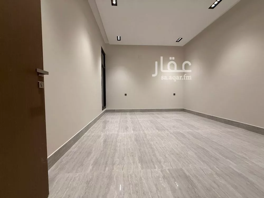 3 bedroom floor in Al Rimal 12