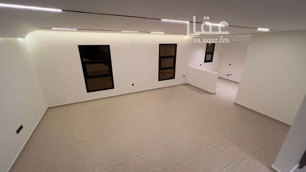 3 bedroom floor in As Suwaidi Al Gharabi 16