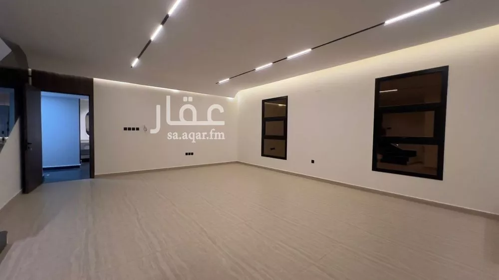 3 bedroom floor in As Suwaidi Al Gharabi 10