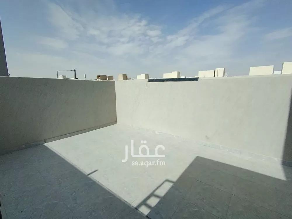 دور 5 غرف في الرمال 18