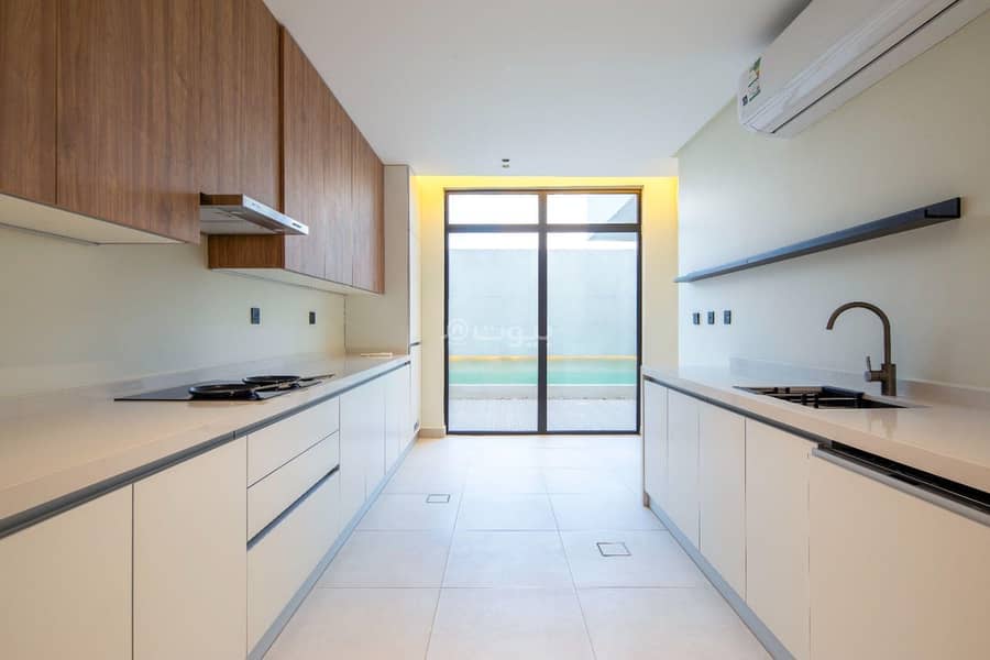 5 bedroom villa in Al Khuzama, Eastern Province 5