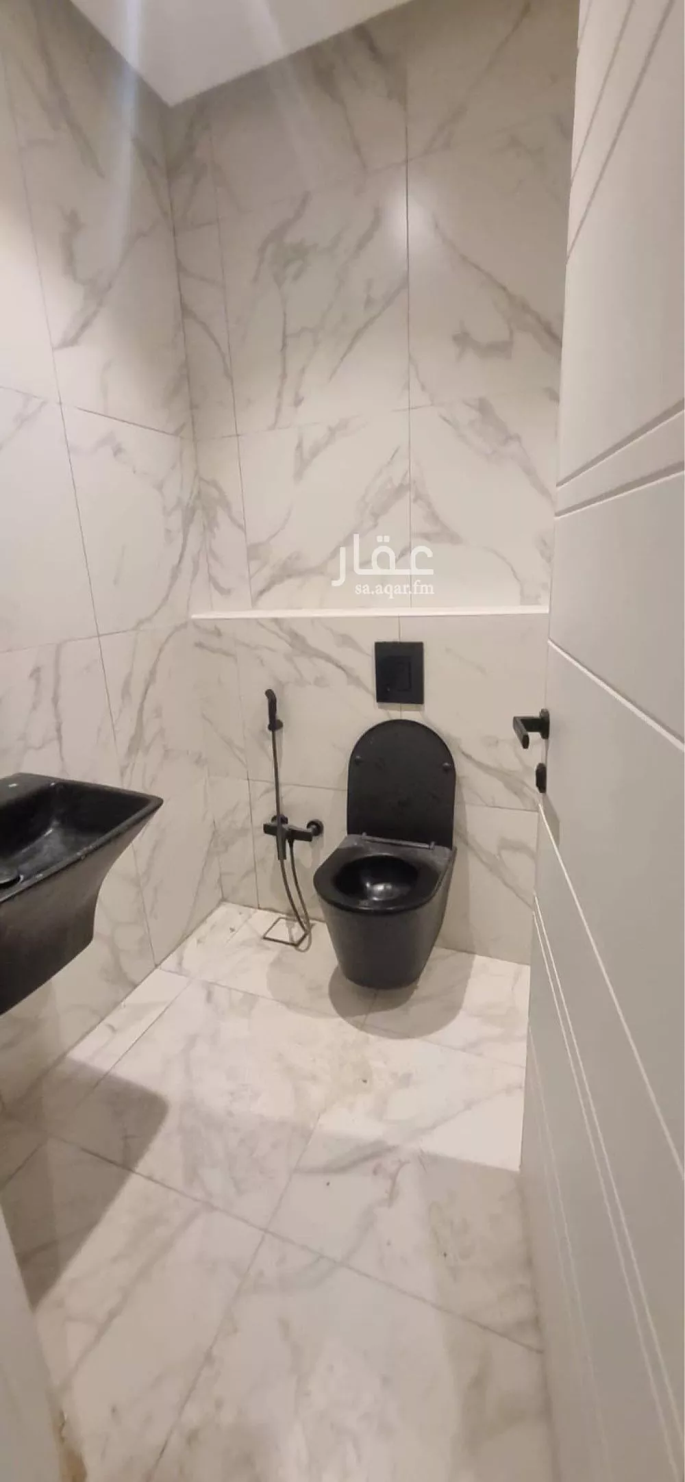 شقة 3 غرف في الملقا 3