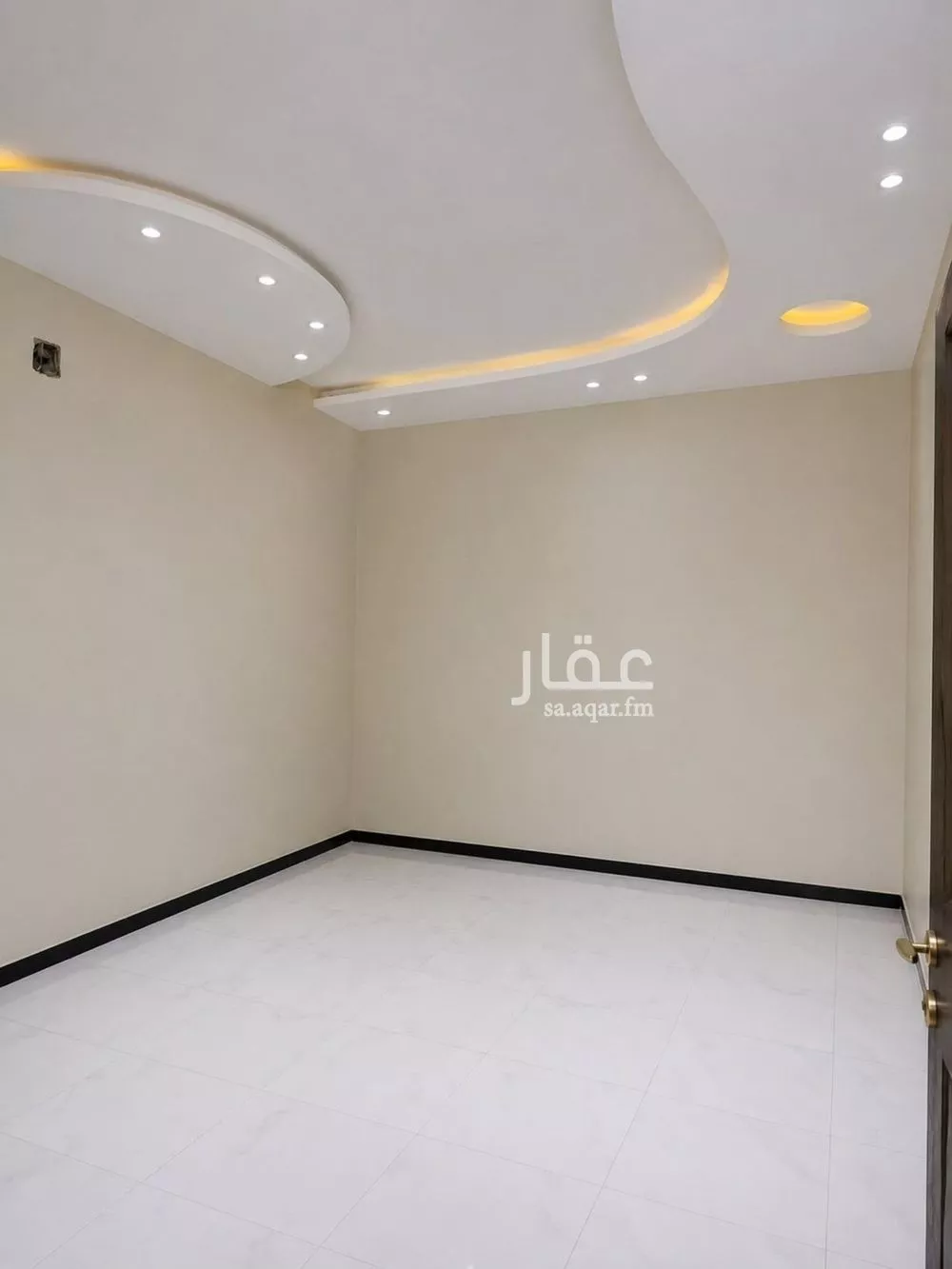 4 bedroom villa in Al Janadriyah, Riyadh 4