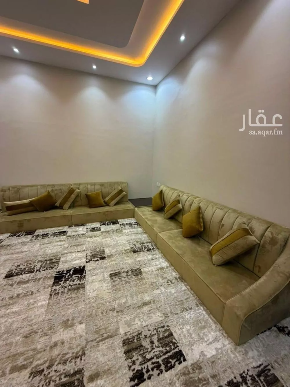4 bedroom villa in Al Janadriyah, Riyadh 16