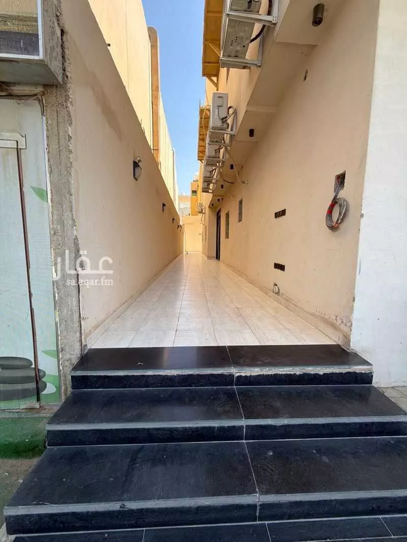 45 bedroom building in Al Yarmouk, Riyadh 5