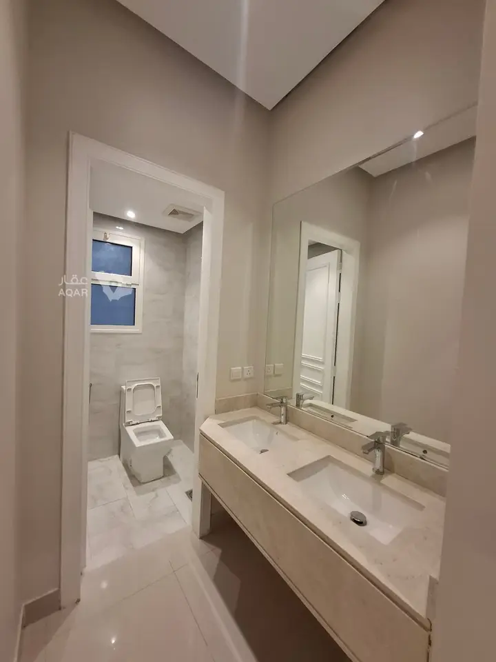 5 bedroom villa in Ash Shulah, Eastern Province 19