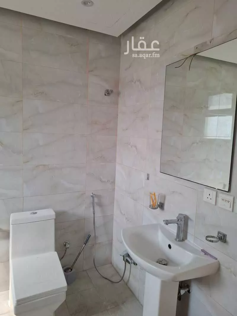 5 bedroom villa in Ash Shulah, Eastern Province 13