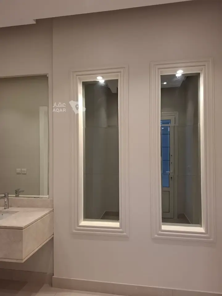 5 bedroom villa in Ash Shulah, Eastern Province 7
