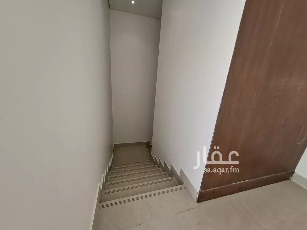 3 bedroom villa in Al Yarmouk, Riyadh 8