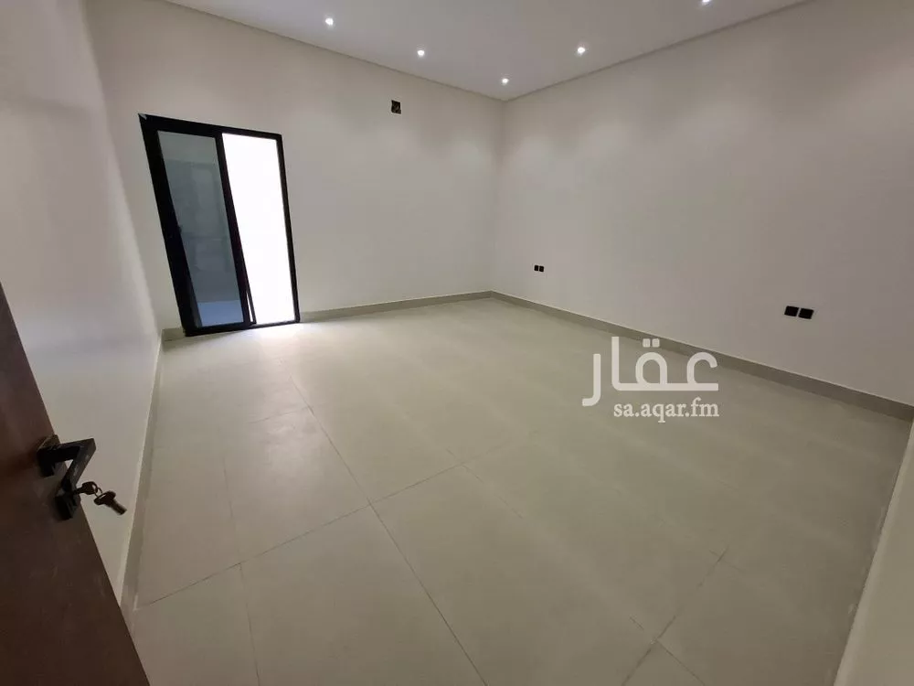 3 bedroom villa in Al Yarmouk, Riyadh 4