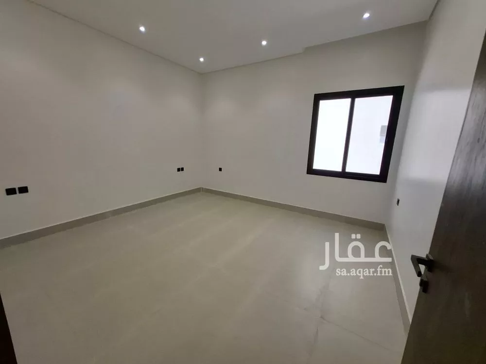 3 bedroom villa in Al Yarmouk, Riyadh 7