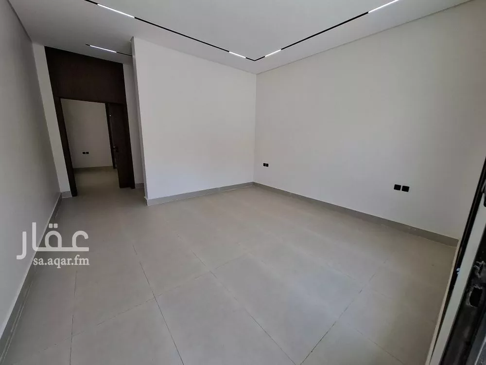 3 bedroom villa in Al Yarmouk, Riyadh 5