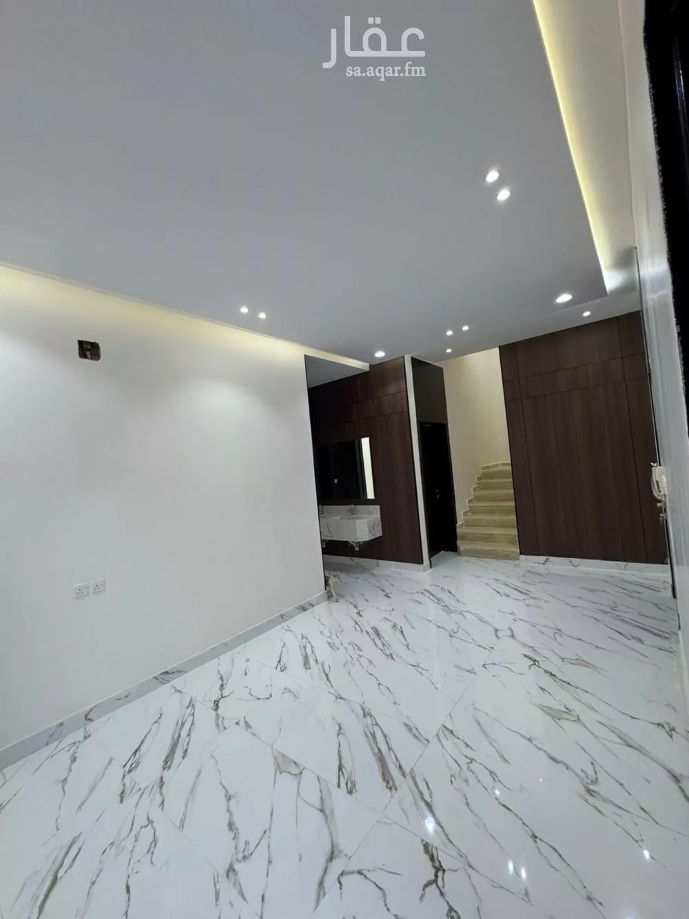 4 bedroom villa in Al Uraija Al Gharbi, Riyadh 15