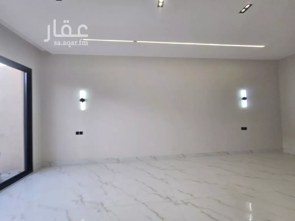 4 bedroom villa in Shubra, Riyadh 12