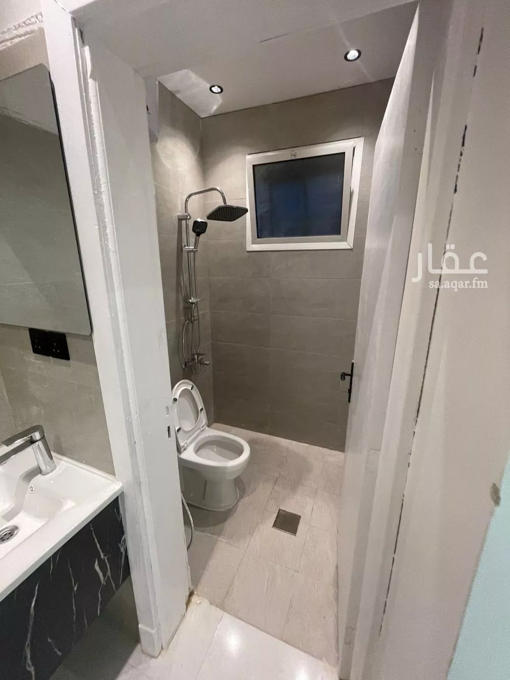 1 bedroom apartment in Dhahrat Laban 7