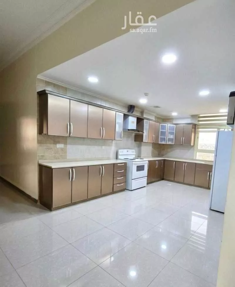 3 bedroom apartment in Dana Al Shamaliah, Eastern Province 2