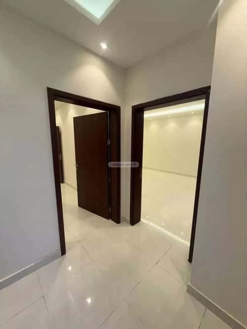 7 bedroom villa in Al Janadriyah 5