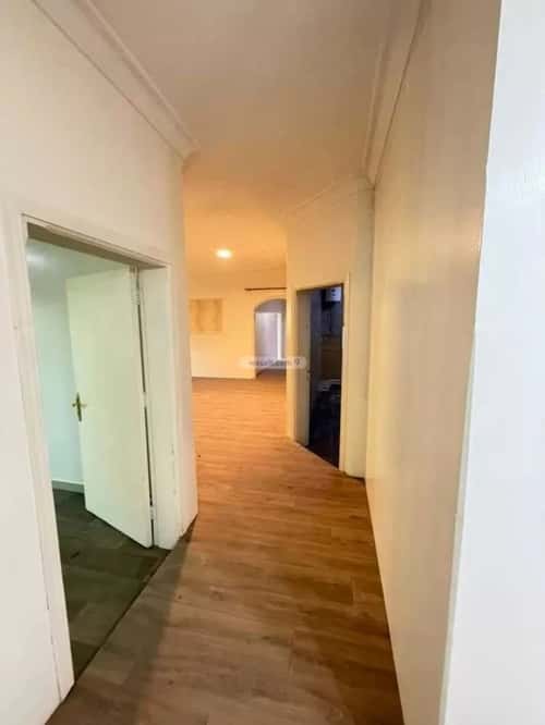 5 bedroom apartment in Al Yarmouk 3