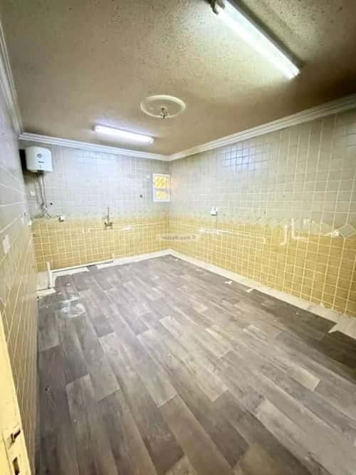 5 bedroom apartment in Al Yarmouk 4