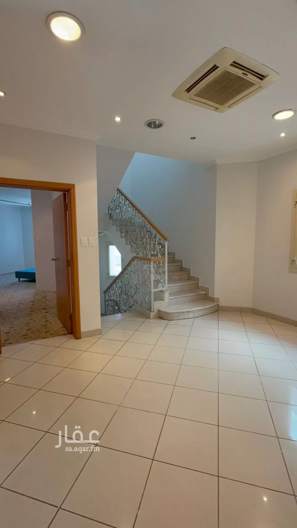 4 bedroom villa in Ar Rakah Al Janubiyah, Eastern Province 9