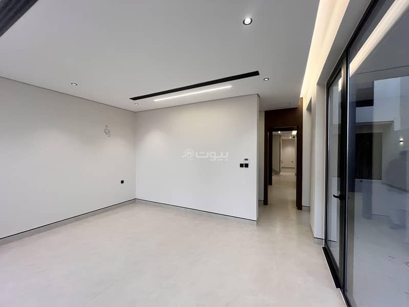 4 bedroom villa in Al Mahdiyyah, Riyadh 7