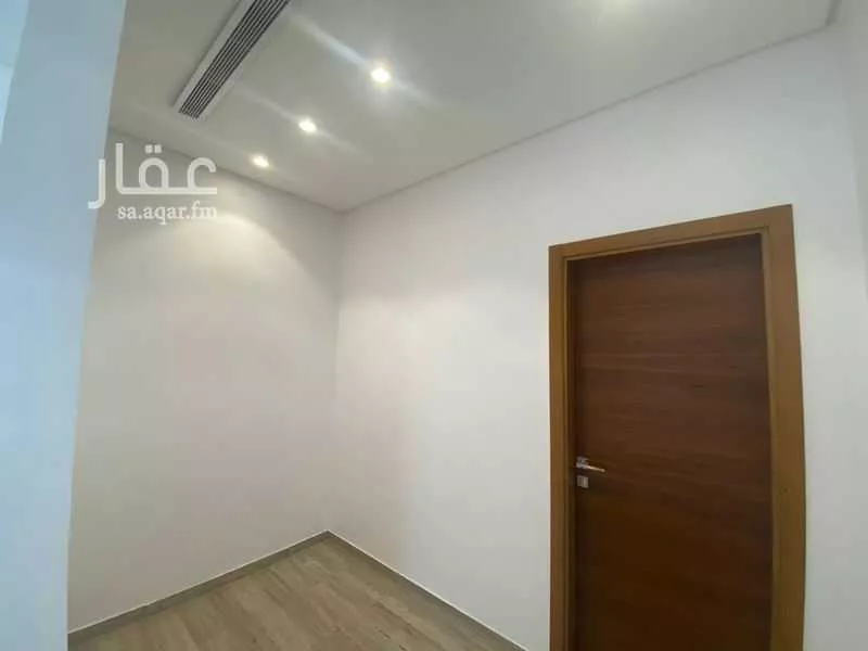 5 bedroom villa in Al Rawdah, Jeddah 17