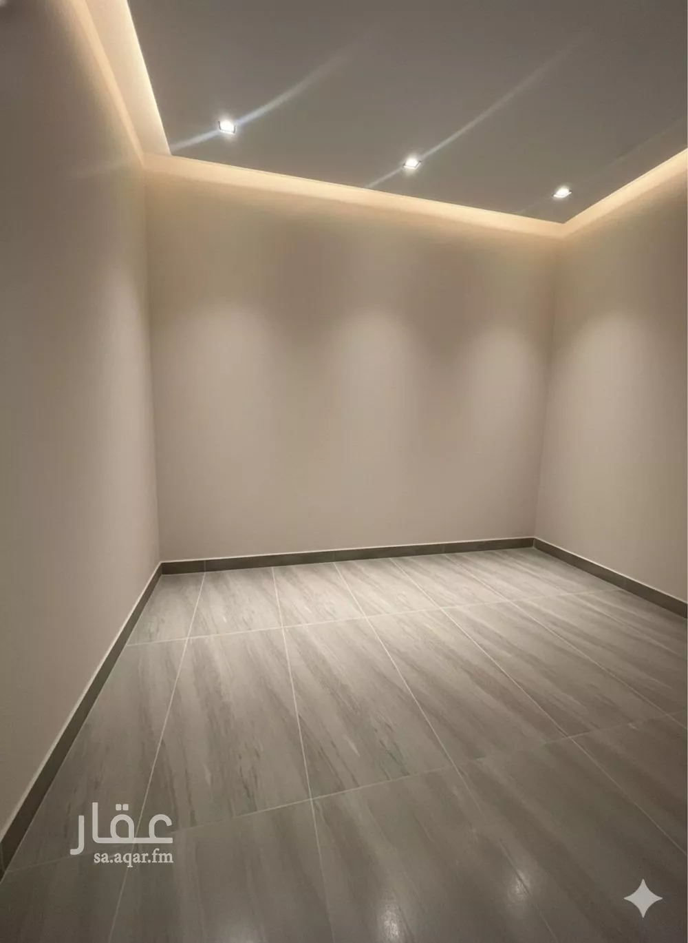 دور 5 غرف في طيبة 9