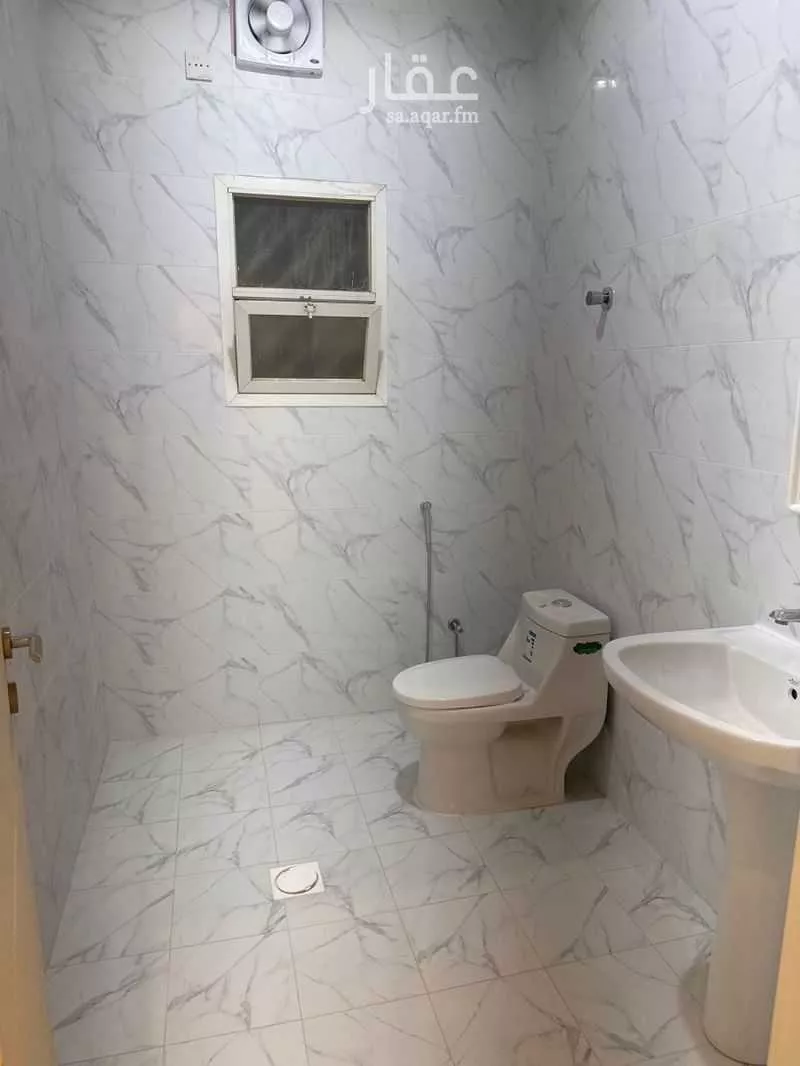 4 bedroom office in Al Wadi, Riyadh 11