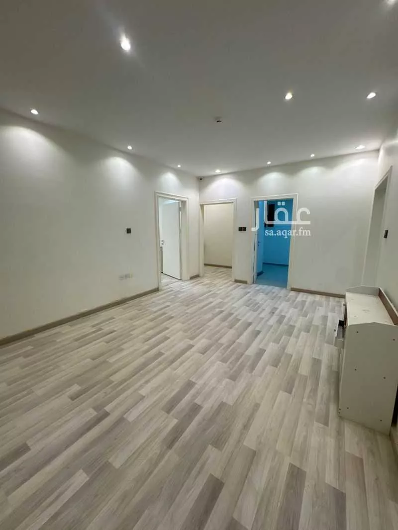 4 bedroom office in Al Wadi, Riyadh 13