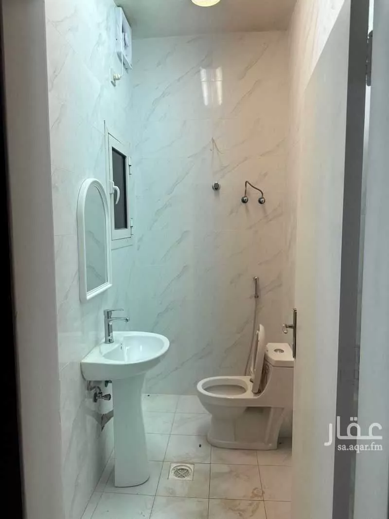 5 bedroom office in Al Wadi, Riyadh 7