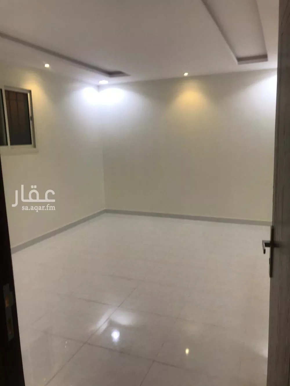 5 bedroom floor in Tuwaiq 4