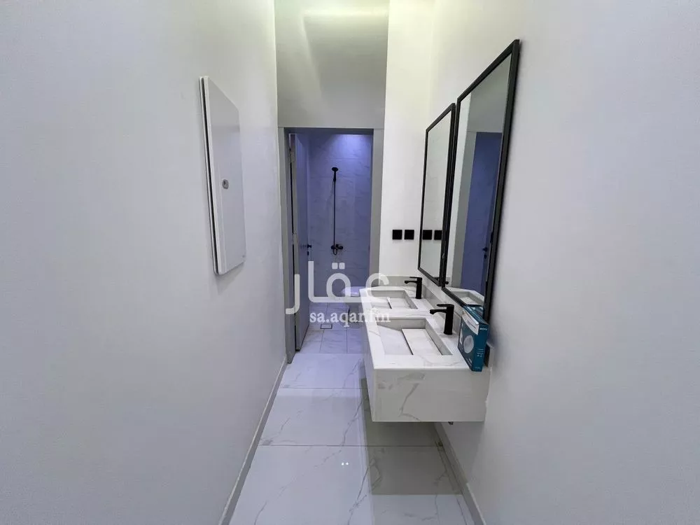 4 bedroom floor in Al Janadriyah 22
