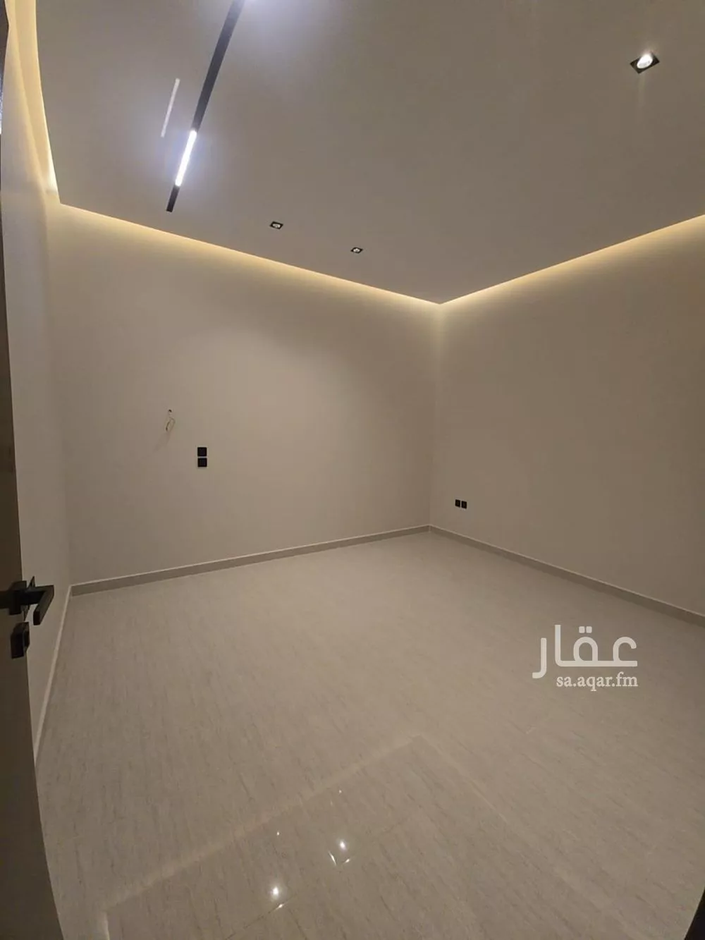 5 bedroom floor in Ash Sharq 3
