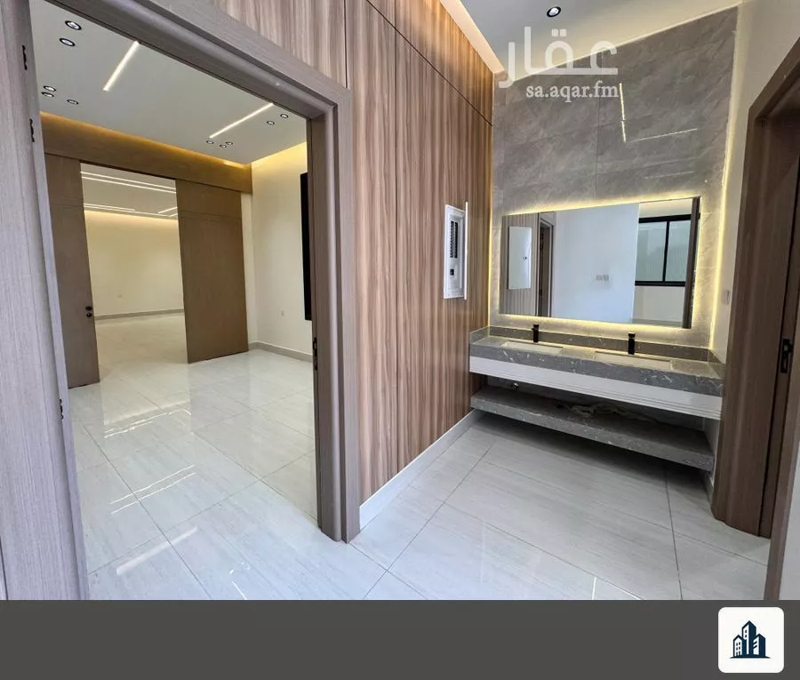 4 bedroom floor in Al Janadriyah 16