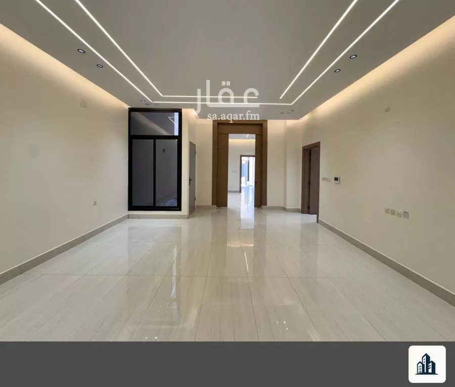 4 bedroom floor in Al Janadriyah 6