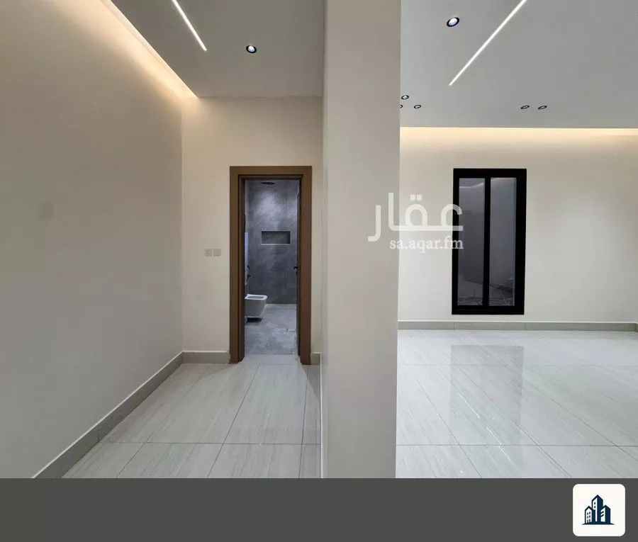 4 bedroom floor in Al Janadriyah 7