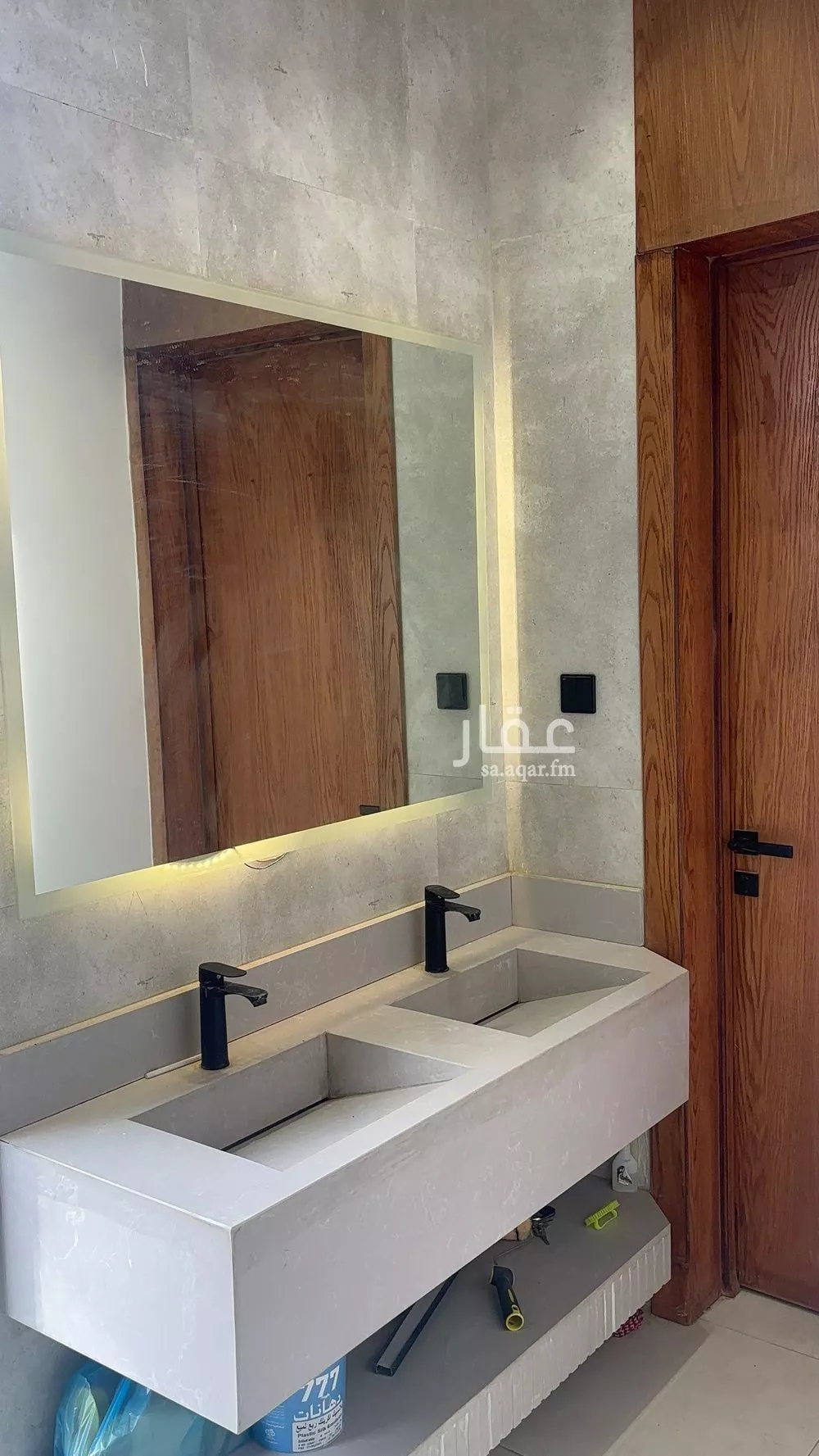 4 bedroom floor in Tuwaiq 7