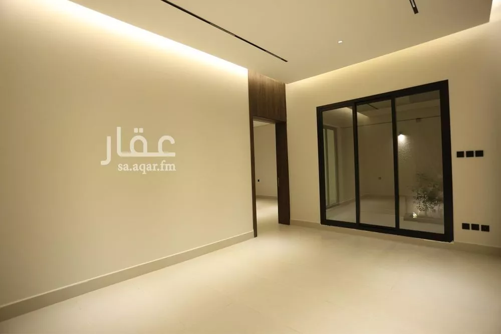 6 bedroom floor in Al Maizilah 5