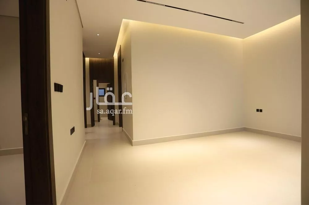 6 bedroom floor in Al Maizilah 10
