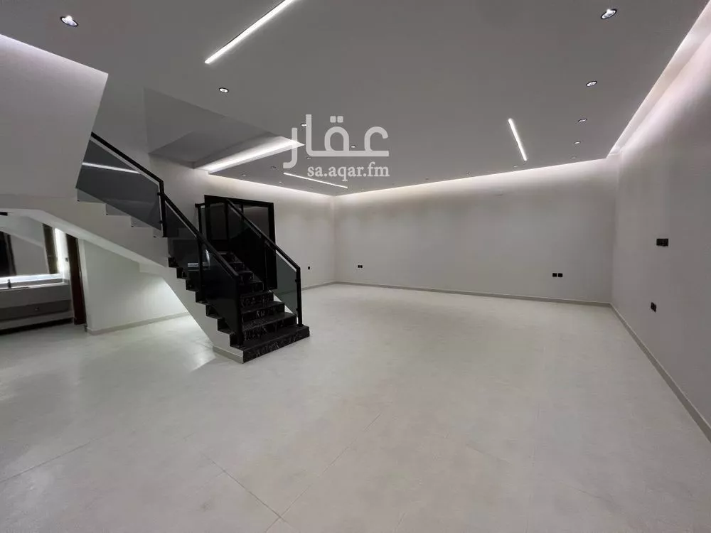6 bedroom floor in Al Janadriyah 4