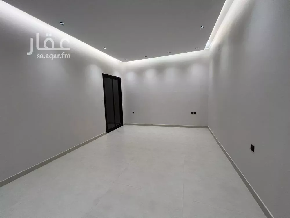 6 bedroom floor in Al Janadriyah 6