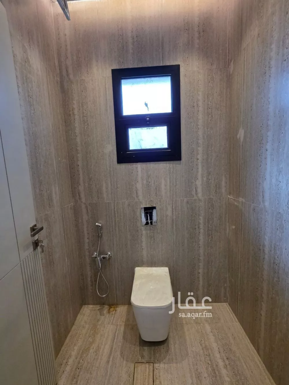 5 bedroom floor in Al Munsiyah 9