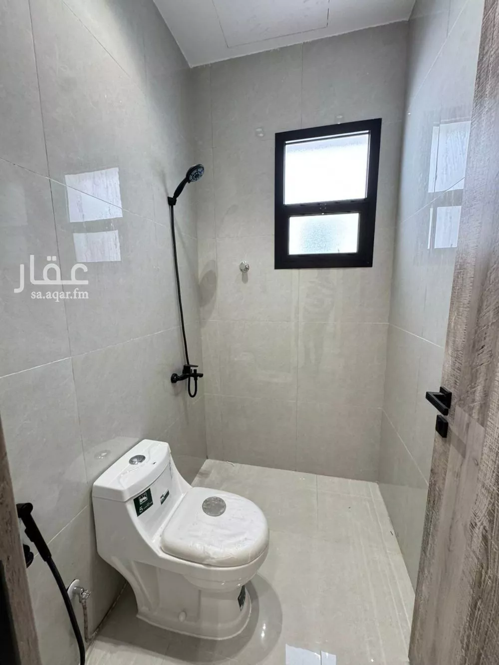 5 bedroom floor in Al Maizilah 13