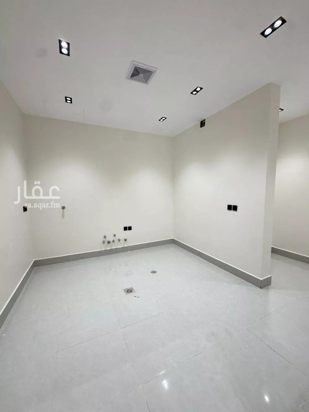 5 bedroom floor in Al Maizilah 15