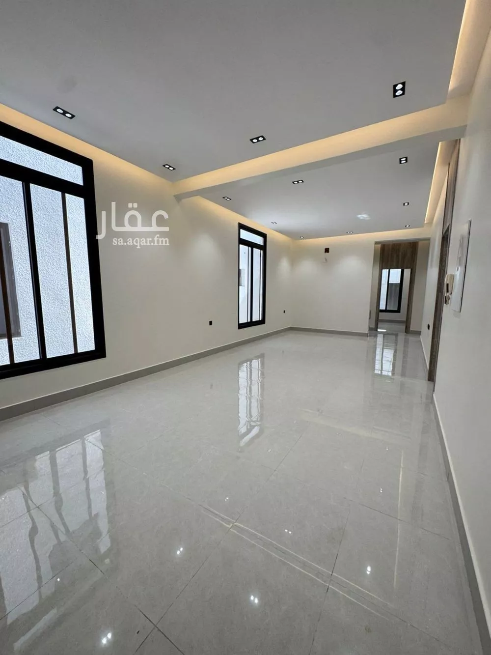 5 bedroom floor in Al Maizilah 7